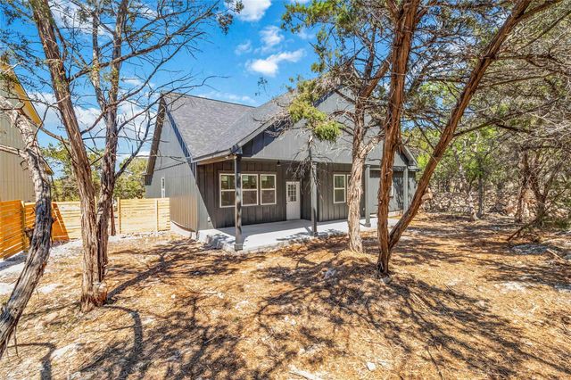 116 Crazy Cross RD, Wimberley, TX 78676