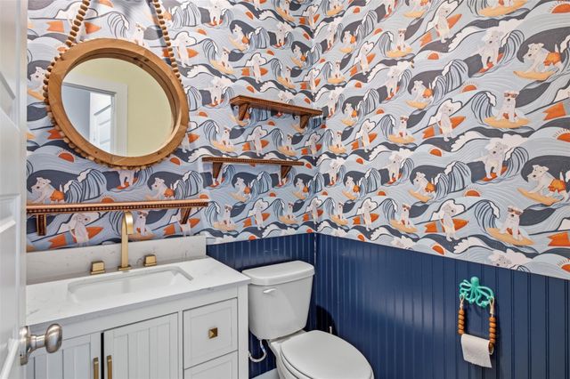 614 Pelican Drive, Kemah, TX 77565