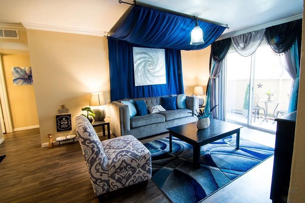 424 S Bender Avenue 401, Humble, TX 77338