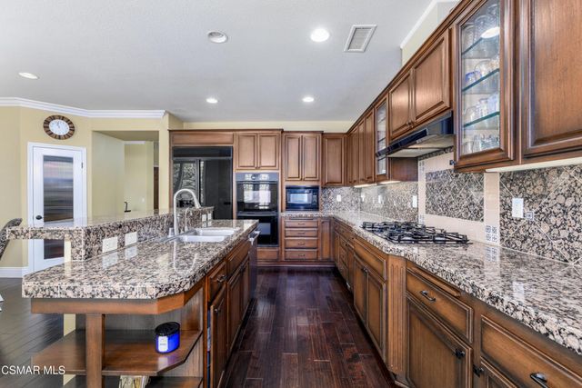 5323 Via Jacinto, Newbury Park, CA 91320