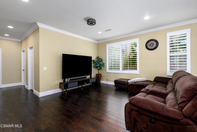 5323 Via Jacinto, Newbury Park, CA 91320