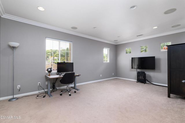 5323 Via Jacinto, Newbury Park, CA 91320