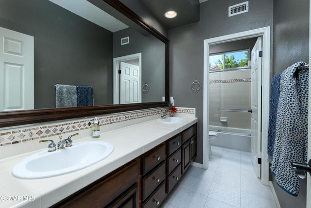 5323 Via Jacinto, Newbury Park, CA 91320