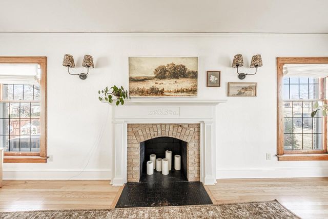 2867 N 72nd STREET, Milwaukee, WI 53210