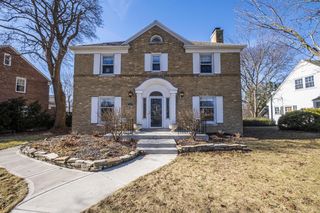 2867 N 72nd STREET, Milwaukee, WI 53210