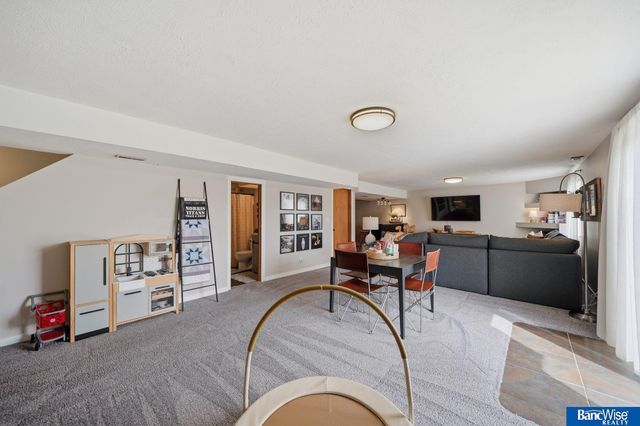 1808 SW 33rd Street, Lincoln, NE 68522