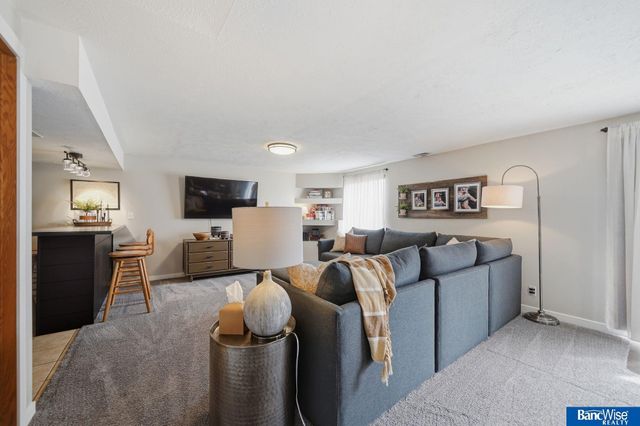 1808 SW 33rd Street, Lincoln, NE 68522