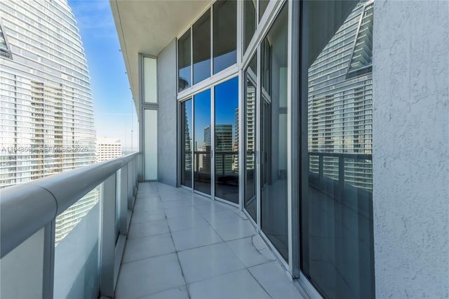 465 Brickell Ave 4106, Miami, FL 33131