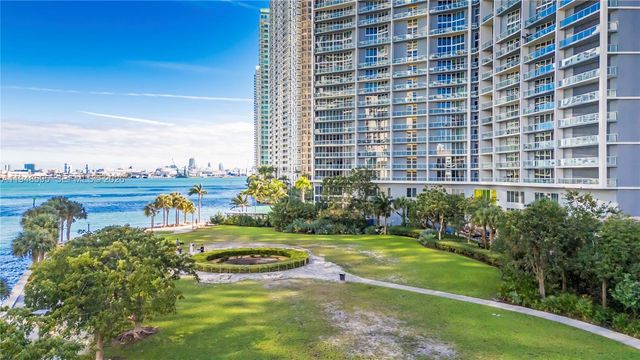 465 Brickell Ave 4106, Miami, FL 33131