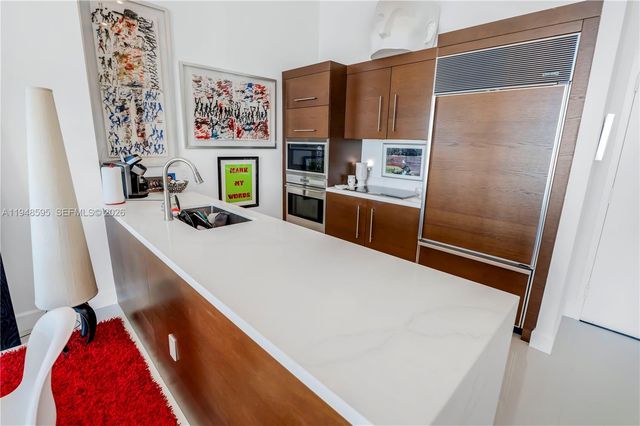 465 Brickell Ave 4106, Miami, FL 33131