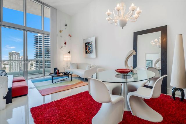 465 Brickell Ave 4106, Miami, FL 33131