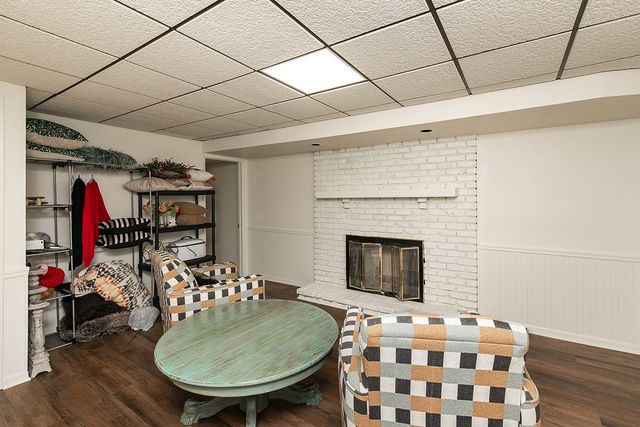 3285 Ashworth Road, Waukee, IA 50263