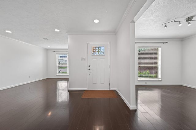 6502 River Bluff Drive, Houston, TX 77085