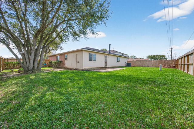 6502 River Bluff Drive, Houston, TX 77085