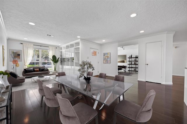 6502 River Bluff Drive, Houston, TX 77085