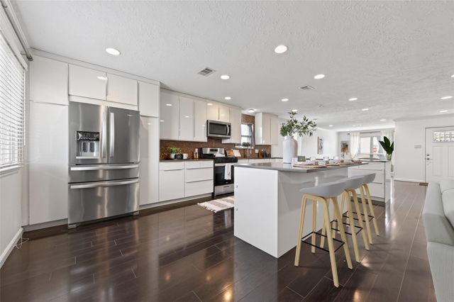 6502 River Bluff Drive, Houston, TX 77085