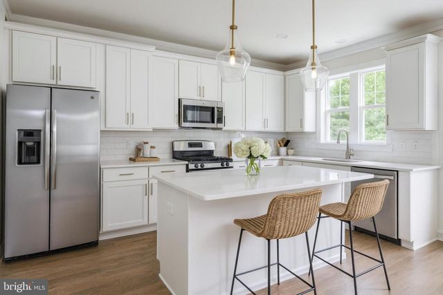 9030 OLD HARFORD RD, Parkville, MD 21234