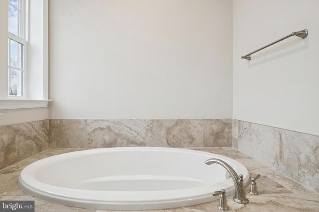 9030 OLD HARFORD RD, Parkville, MD 21234