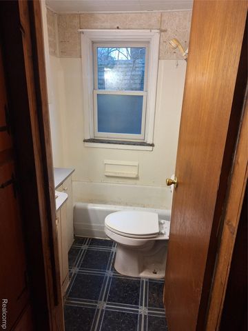 6921 Wegner Road, Thomas Township, MI 48609