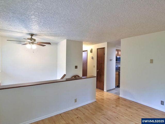 1745 NE West Devils Lake Rd, Lincoln City, OR 97367