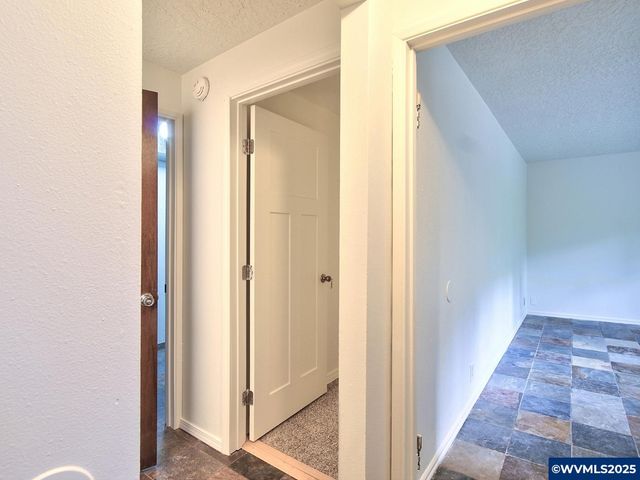 1745 NE West Devils Lake Rd, Lincoln City, OR 97367