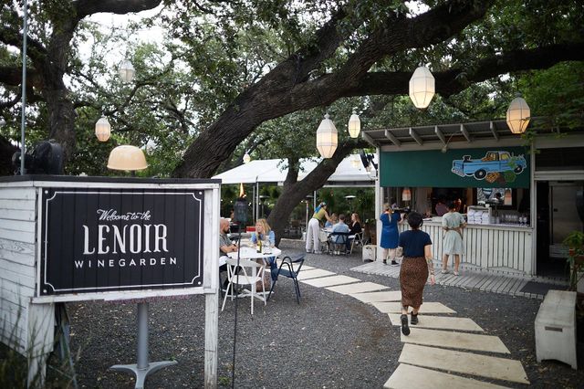 611 Fletcher ST, Austin, TX 78704