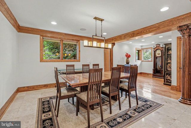 322 OLDE MEADOW LN, Hershey, PA 17033