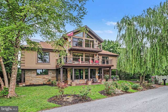 322 OLDE MEADOW LN, Hershey, PA 17033