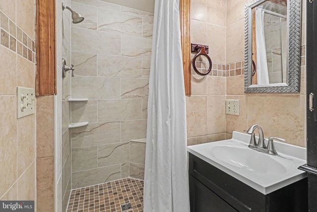 322 OLDE MEADOW LN, Hershey, PA 17033