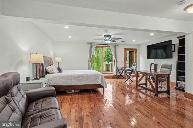 322 OLDE MEADOW LN, Hershey, PA 17033