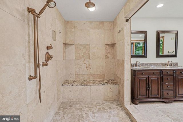322 OLDE MEADOW LN, Hershey, PA 17033