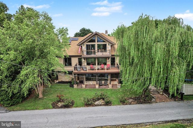 322 OLDE MEADOW LN, Hershey, PA 17033