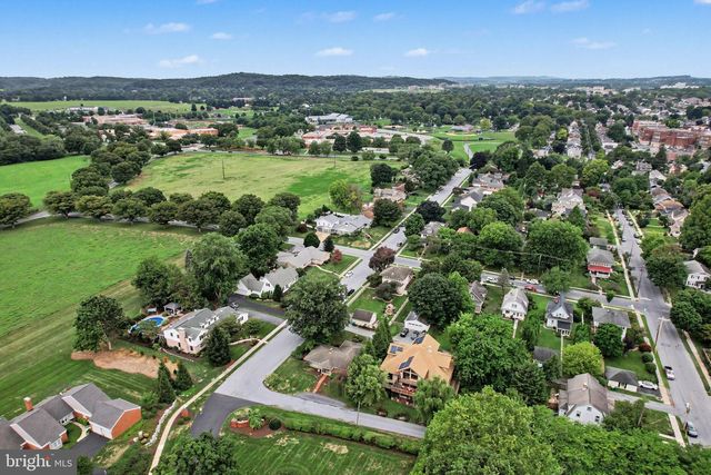 322 OLDE MEADOW LN, Hershey, PA 17033