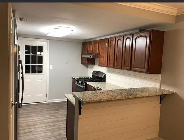 1395 Kennesaw Trace NW Court, Kennesaw, GA 30144