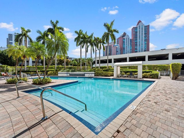 3300 NE 192nd Street 603, Aventura, FL 33180