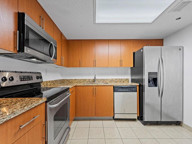 3300 NE 192nd Street 603, Aventura, FL 33180