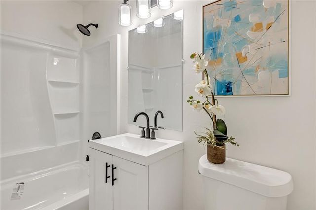 5007 N Central Road, Bethany, OK 73008