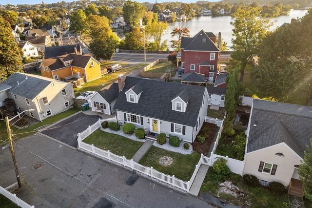 15 Northrop Ter, Lynn, MA 01904