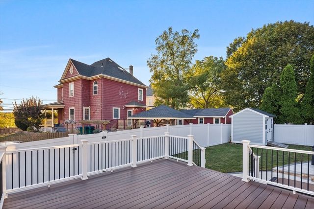 15 Northrop Ter, Lynn, MA 01904