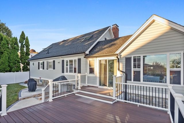 15 Northrop Ter, Lynn, MA 01904