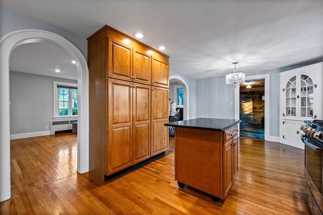 15 Northrop Ter, Lynn, MA 01904