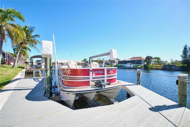 4111 Oasis BLVD, Cape Coral, FL 33914