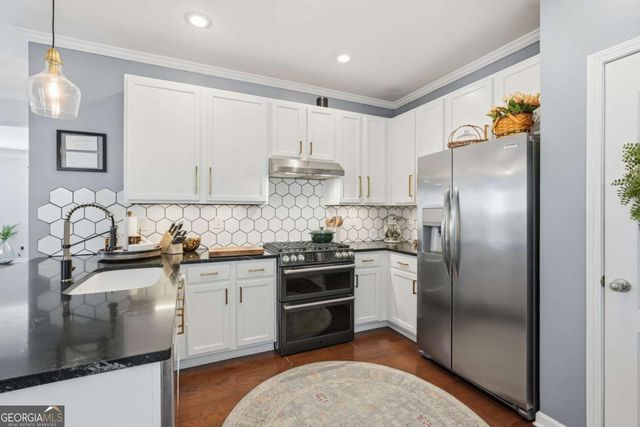 460 Eagle Tiff Drive, Sugar Hill, GA 30518