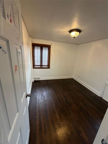 745 Beechmont Street, Dearborn, MI 48124