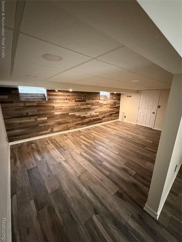 745 Beechmont Street, Dearborn, MI 48124