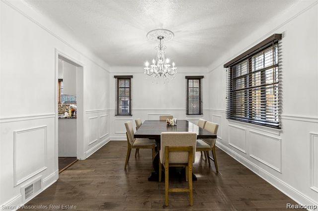 745 Beechmont Street, Dearborn, MI 48124