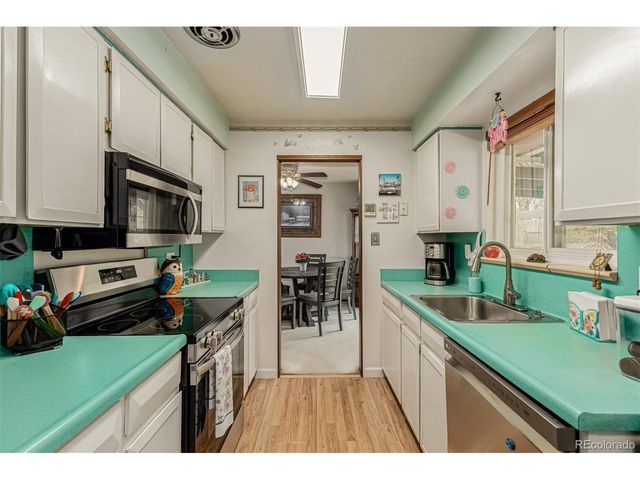 1146 W 102nd Ave, Northglenn, CO 80260