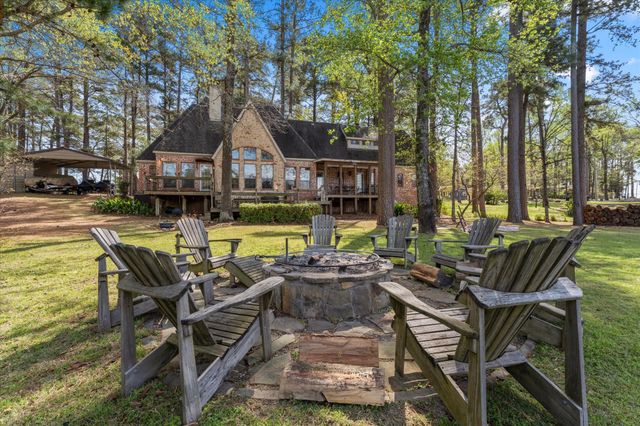 230 Lake Drive, Mount Vernon, TX 75457