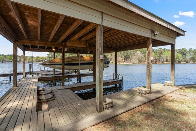 230 Lake Drive, Mount Vernon, TX 75457