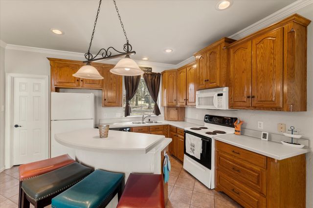 230 Lake Drive, Mount Vernon, TX 75457